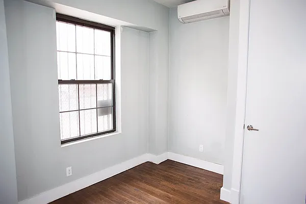 Rented by Brooklyn Group | media 7