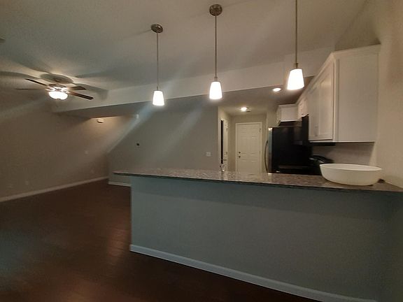 3rd image of 738 6th Avenue Dr