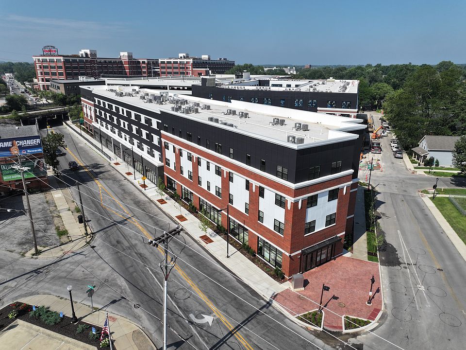 Building Photo 3