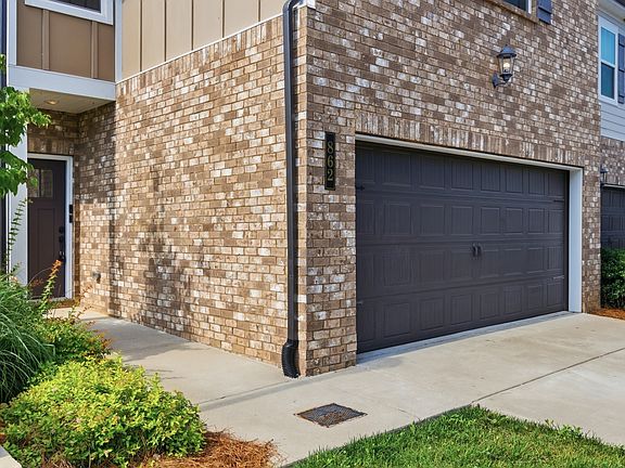 4th image of 862 Longleaf Ln