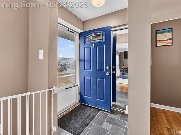 3rd image of 18053 Airport Rd