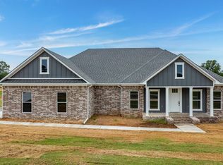 10 Republican Loop, Greenbrier, AR 72058