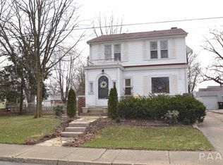 2412 W Barker Ave, West Peoria, IL