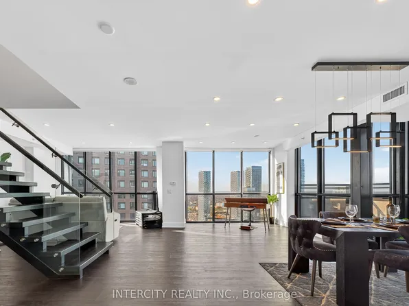 2910 Highway 7 Rd #Penthouse 05-3605, Vaughan, ON L4K 0H8