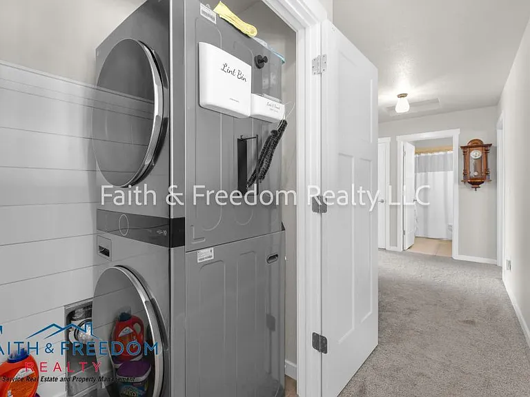 4918 Wolf Moon Dr — Photo 17