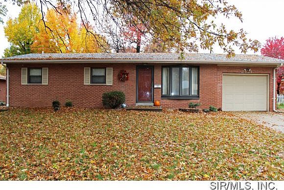 1st image of 2421 Angela Dr