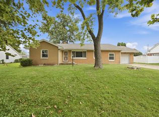 708 S Main St, Morton, IL 61550