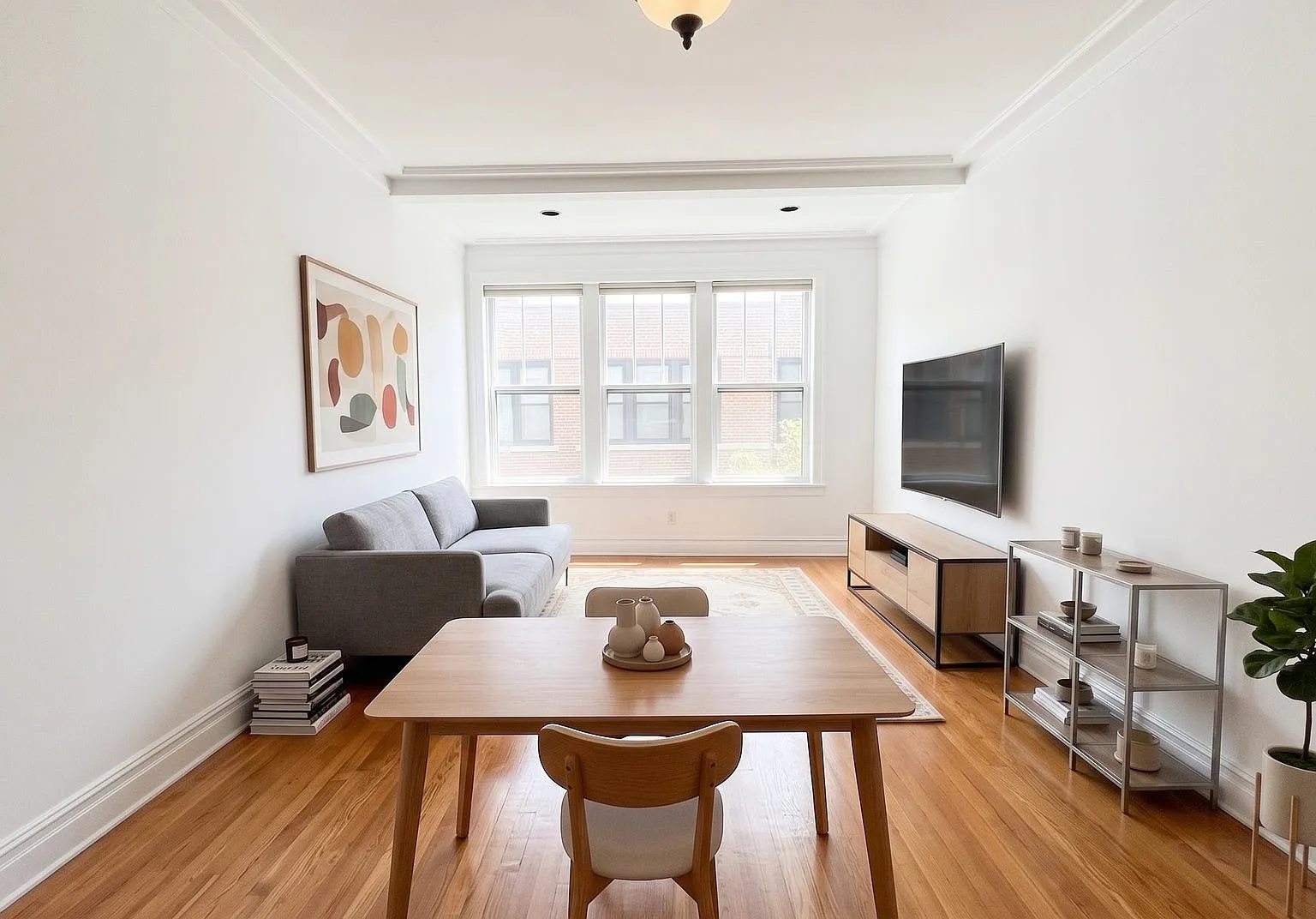 2 bed, 940 sqft, $3,250 — Photo 2