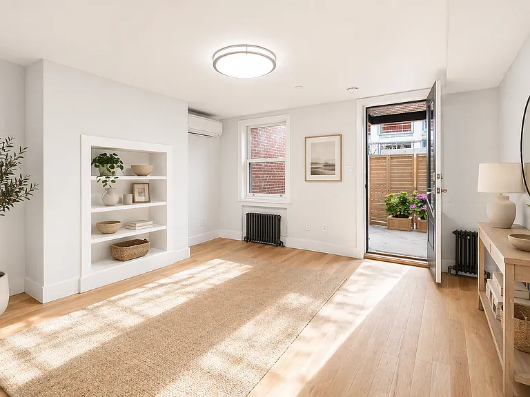 344 Dean St #1 — Photo 3