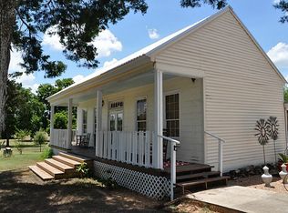 5685 Fm 1457, Round Top, TX 78954