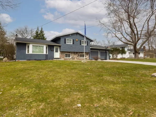 4436 Meadowlark Dr, Kalamazoo, MI 49008