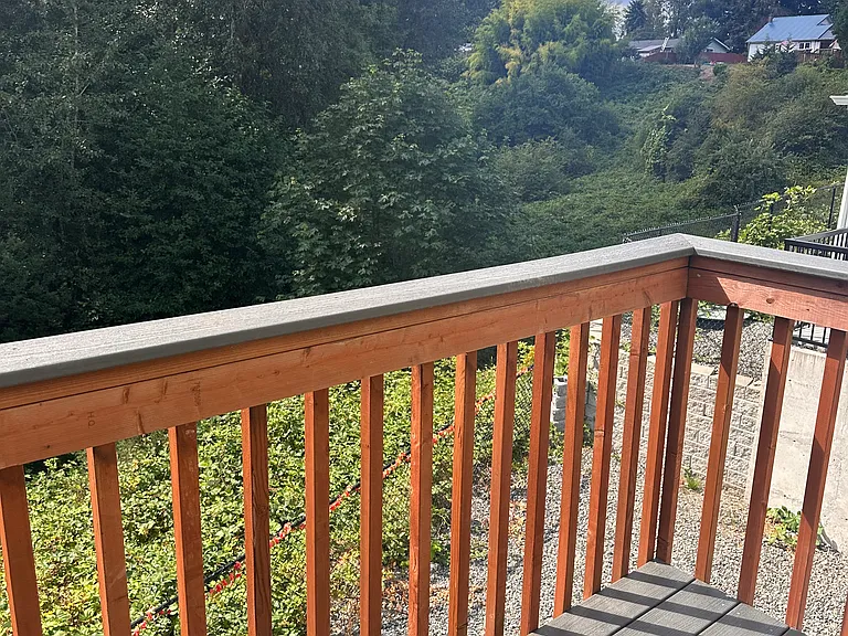 660 Hansen St SE #A — Photo 27