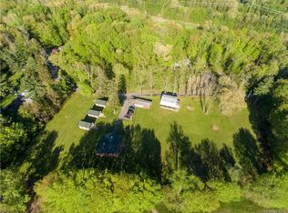 7 Guiliano Dr, Tillson, NY 12486