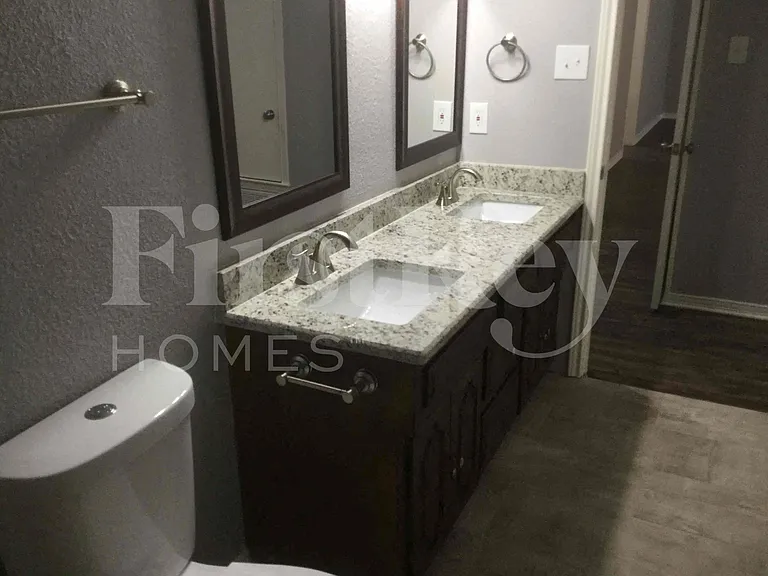 419 Buckingham Pl — Photo 12