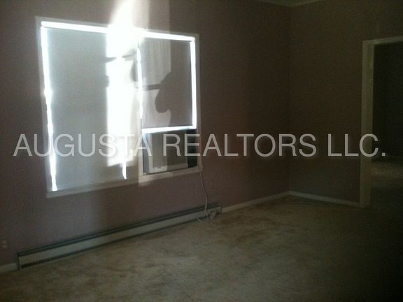 4th image of 435 Orange St