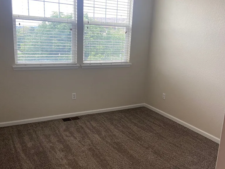 12839 King St — Photo 13