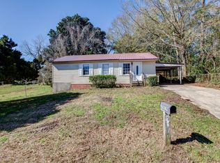 5019 Wood St, Moss Point, MS 39563