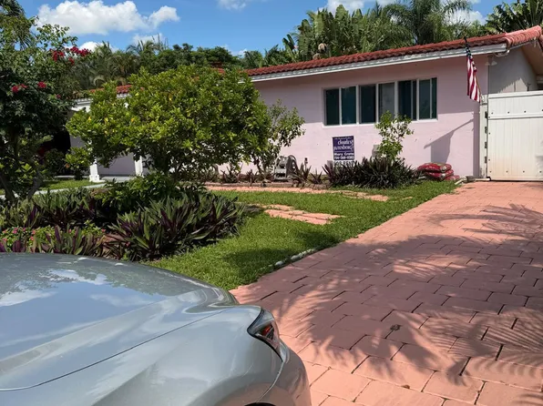 2349 NE 9th St, Pompano Beach, FL 33062