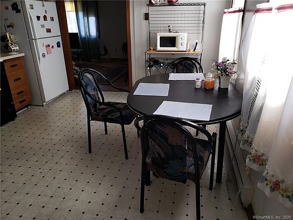 5th image of 248 Lawlor St APT 2