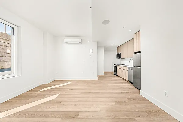 Kitchen, photo 2