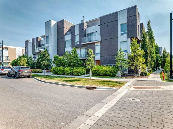 3130 N Thirsk St NW #410, Calgary, AB T3B 6H4