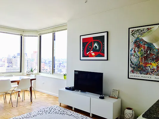 Rented by Corcoran | media 15