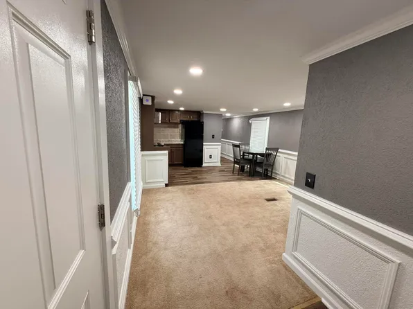 1739 Clover St, Sumter, SC 29154