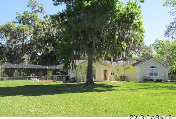 2nd image of 825 Alice Ave