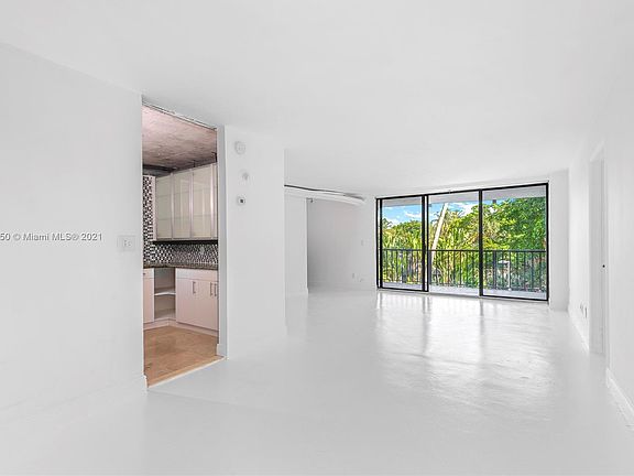 5th image of 5701 Biscayne Blvd APT 301