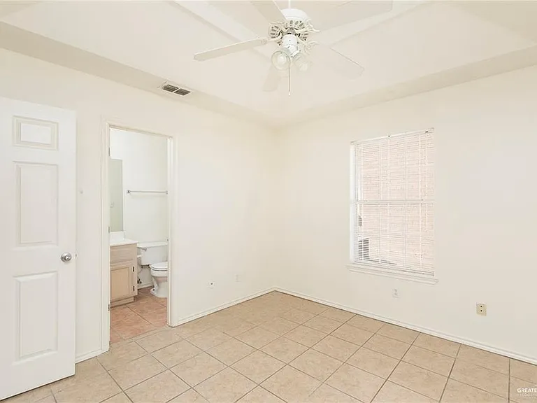 408 E Ulex Ave — Photo 11