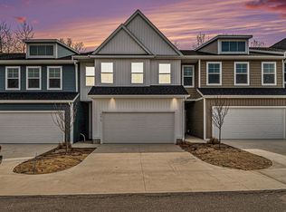 4810 Hidden River Ave SW UNIT 50, Wyoming, MI 49418