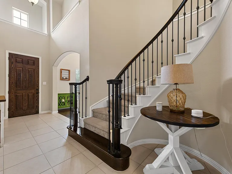 10513 Sedalia Dr — Photo 4