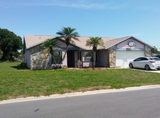 2356 Kings Crest Rd, Kissimmee, FL 34744