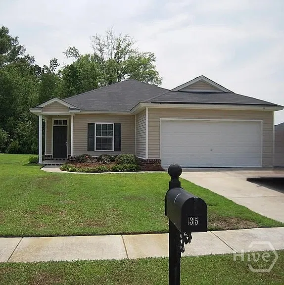 3 bed, 2.0 bath, 1314 sqft, $1,900 — Photo 1