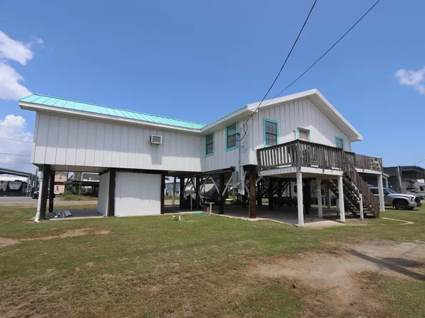 132 Boudreaux Ln, Grand Isle, LA 70358