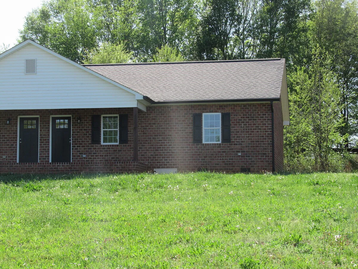 Building Photo - 174 Glen Gar Dr