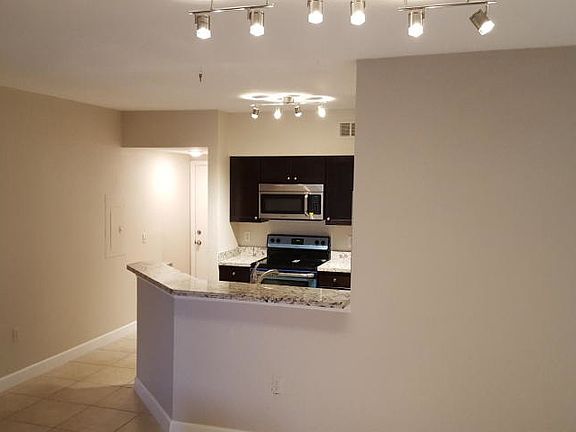 3rd image of 2008 Belmont Pl