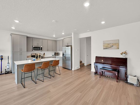 5th image of 15531 S Alliance Ln