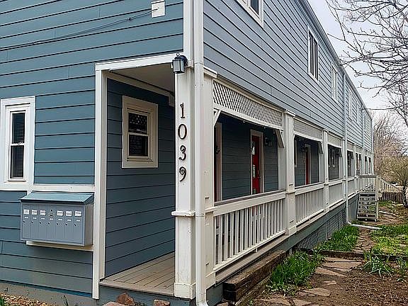 2nd image of 1039 Maxwell Ave APT 3