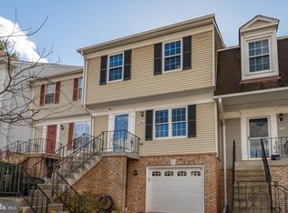 126 Sulgrave Ct, Sterling, VA 20165