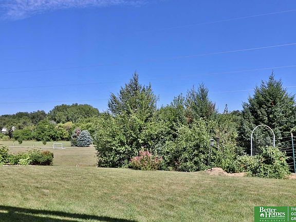3rd image of 6705 S 116th St