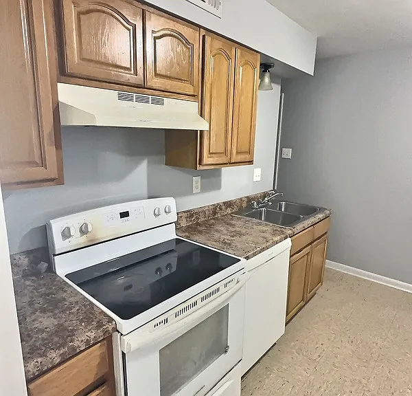 5440 Flowering Peach Dr #5440 — Photo 10