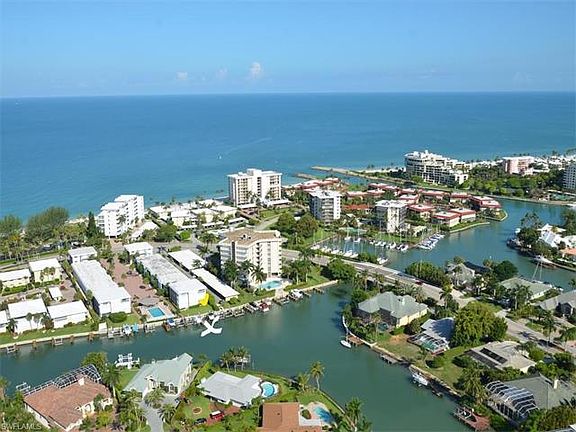 4th image of 2100 Gulf Shore Blvd N APT 121