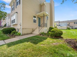 23 Gwizdak Ct, Sayreville, NJ 08872