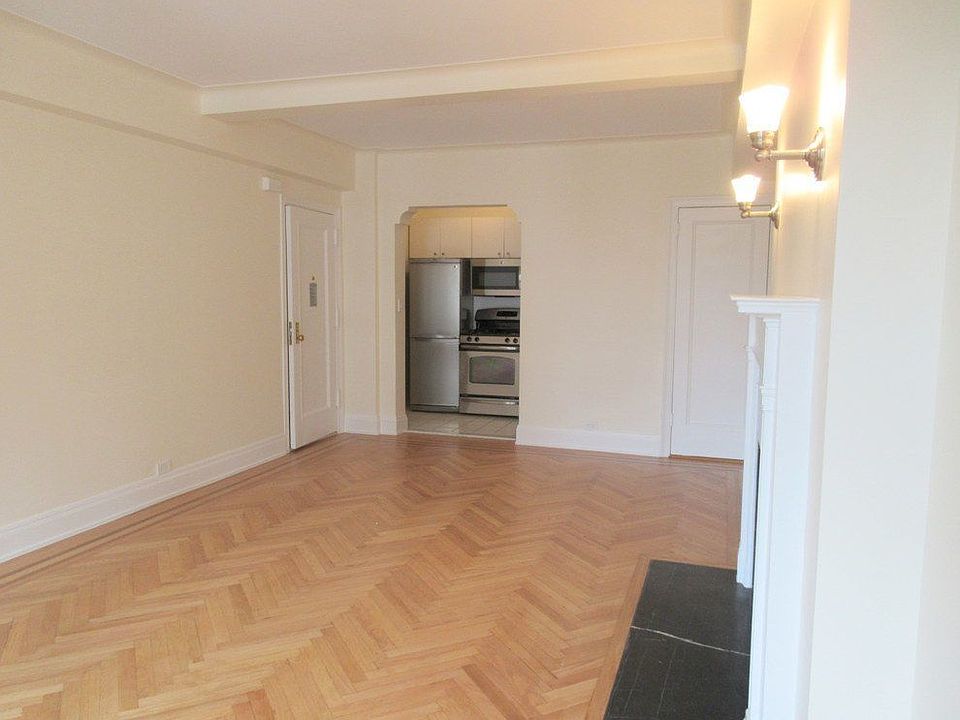 1st image of 210 E 68th St APT 15H