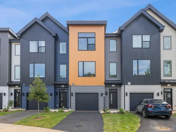 120 Keene Ct, Charlottesville, VA 22903