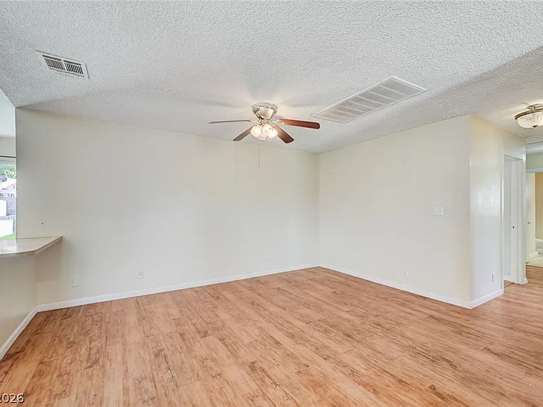 3917 W Oakey Blvd — Photo 3
