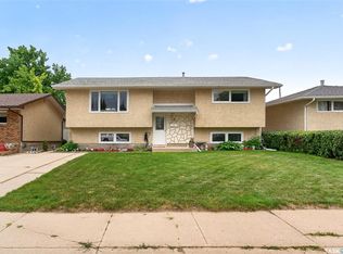 1331 Athabasca STREET W, Moose Jaw, SK S6H 6C8