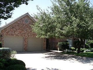1st image of 642 Evergreen Ln
