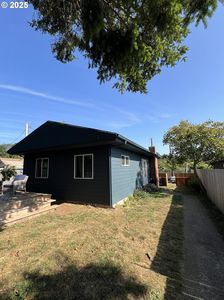 94250 3rd St, Gold Beach, OR, 97444